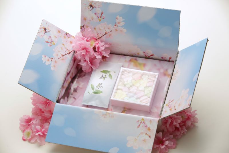 フィルム梱包材桜柄グレイスパットピクチャーに茶葉と砂糖菓子梱包画像