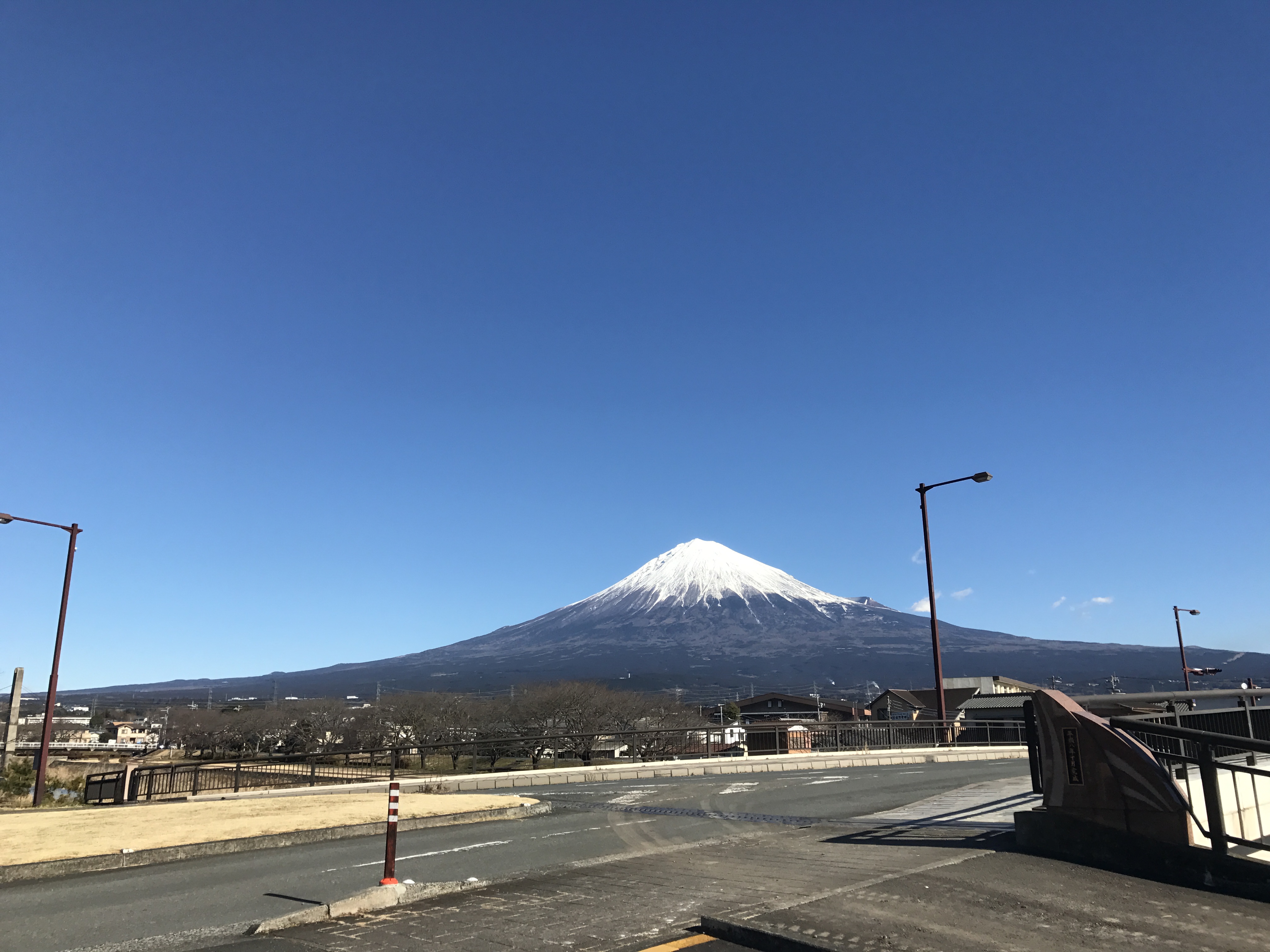 富士山の形～いつもと違う角度から～